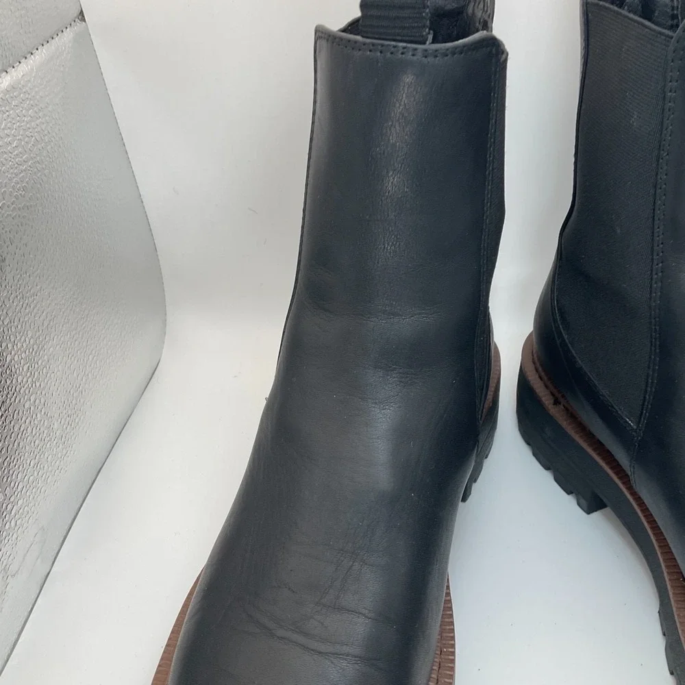 Sam Edelman Black Leather Chelsea Boots Pull Tab Comfort Lugsoles W Size 9.5 - Picture 10 of 11